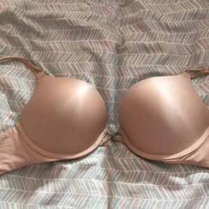 Victoria Secret Bombshell bra